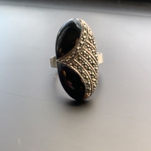 Oval Onyx Marcasite .925  Ring 8 sterling silver
